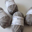 실과 함께 이미지