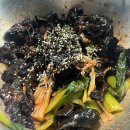 60계치킨광주우산운남점 | 요상한 음식만 만들어 먹다가 결국엔 비염 걸린 고양이 이야기로 끝나는 5월 말 일상