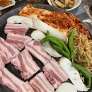 장터솥뚜껑삼겹살 이미지