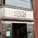 베얼스이얼스(Bear's ears) | 부산 남포동 감성카페 베얼스이얼스 수족관 물멍 카페