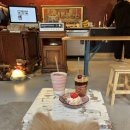 [카페] 일산 밤리단길 분위기 좋은 카페 : 풍산역 애견동반카페 | 메이드인집시