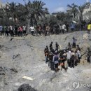 가자 남부 '인도주의 구역' 폭격 사망 90명으로 늘어 이미지