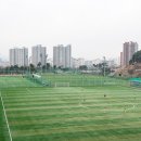 용정축구공원 축구장 이미지