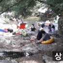 계곡이 있는 풍경 이미지