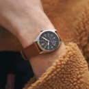 밝은빛 2 태양광발전소 | 타이맥스 익스페디션 필드워치 태양광 충전 가죽시계