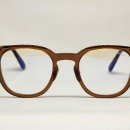 일공공일 안경콘텍트 이미지