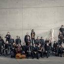 강동아트센터 대극장 한강 이미지