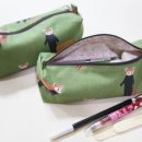 더 필통 이미지