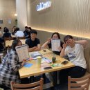 CATCH UP | 원어민은 자주 쓰지만 한국인에겐 낯선 영어 구동사 5가지! [Figure out, Bring up, Look into, Catch up]