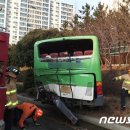 목포서 25톤 화물차 앞서 가던 시내버스 추돌..15명 경상 이미지