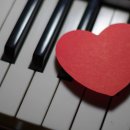 성인피아노 이미지