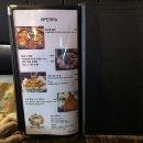 윤배살롱 이미지