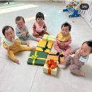 5쌍둥이 키우는 군인 부부 이미지