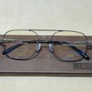 우브 아이웨어 이미지