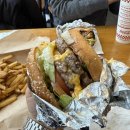 주류성빌딩, 파이브가이즈 강남 | 강남 파이브가이즈 육즙 폭발 인생 치즈버거 후기