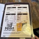 윤배살롱 이미지