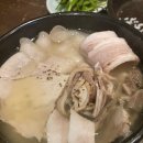 Yong Yong station | Hidden Gem in Seoul : Authentic Korean Pork Soup Near Gwanghwamun You Can’t Miss!
