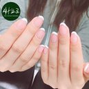 화이트(white)네일 이미지