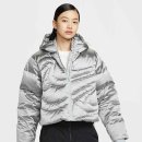 스포츠댄스(상급) | 나이키 써마 핏 오버사이즈 다운 메탈릭실버, 장단점 한방에! 정리