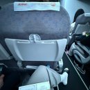 kt 공항빌딩 | 방콕 지진 이후] 1화. 제주항공 타고 지진 난 방콕으로(B737-800 좌석 후기, 방콕 수완나품공항 입국 후기)