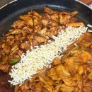 과천청사역 1번 출구 앞뒤 | 과천 관악산 맛집 닭싸움 소곱창 닭갈비 후기