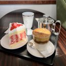 호텔미라주 | [부산 수영구｜민락동] 광안리 딸기케이크 맛집, 시즌즈 (분위기 좋은 카페 추천)