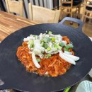 해물밭에 노는 닭 이미지