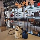 가방할인매장 이미지