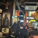 WOWWOW | [12월 홍콩]개대충 홍콩 혼여🇭🇰 3일차 PART3 - 홍콩 기념품, 성림거, 재즈펍 혼플(Ned Kelly's Last Stand)