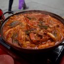 송화곱창 | 투어, 나혼산 NCT 도영 맛집인 동대문 곱창의 닭꽃게탕 & 도삭면과 가지튀김 맛집 송화산시도삭면 솔직후기