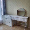 낙동강변로R2-3 | 영주 아이파크 한샘 포에트 화장대 서랍장으로 공간 효율성 높이고 호텔 느낌 완성하기