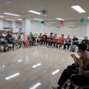 로얄튼너싱홈 | 용인 동백동요양원 로얄튼 너싱홈 - 맞춤프로그램 [신문지 운동회]