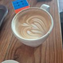 여유로운 아침의 클래식 산책 이미지