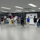 륜 태권도장 이미지