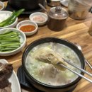 신촌갈비국밥 | 신촌 순대국 24시 식당 뼈해장국 매운맛 갈비만두