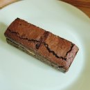 햇살좋은 | 논현동 햇살 예쁘고 분위기 좋은 카페 베이직먼트 내돈내산 후기 (애견 동반 가능)