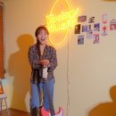 현플래닝(hyun planning) | 양재일렉기타, 늦은 밤 다시 켜본 그 소리 — 오늘은뮤직 양재점 이야기