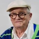 만개인화물 | 인생을 사랑하라: 영국이 색채와 기쁨, 그리고 퀴어함을 받아들이도록 이끈 예술가, 데이비드 호크니