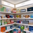 다시, 봄 약국 이미지