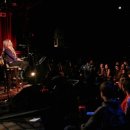 통기타 연주 이미지