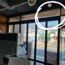 불앤구이돈선산점 | 10년만에 처음 닦는 낭월동 불앤구이돈 “이거 썬팅 아니에요?” 낭월동 유리창의 반전 결과