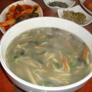 능이칼국수 이미지