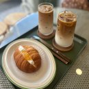 오븐이백도씨 | 울진 혼밥족이 많은 전주 명가 콩나물국밥/ 소금빵맛집