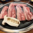 삼거리뚝배기정육식당 이미지