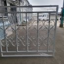 양주빛실버합창단 | 프로방스 집 꾸미기 2탄 — 경기도 양주 단독주택, 흰색 꽃 난간대 출고 후기 🌼