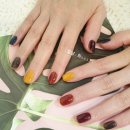 빛날 희네일 이미지