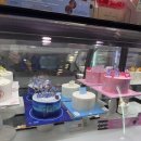 파리바게트 부평삼산점 | [파리바게뜨] 헌터릭스 케이크 케데헌케이크 맛후기