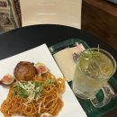 강남대로89길 19_ | 논현역디저트 귀여운 캐릭터가 있는 복자카페 논현동카페