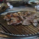 수협 활어위판장 이미지
