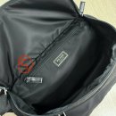 [PRADA] 프라다 바이커백 롯데면세점 본점 구매후기 (S/M 사이즈 비교, 착용샷, 관세)